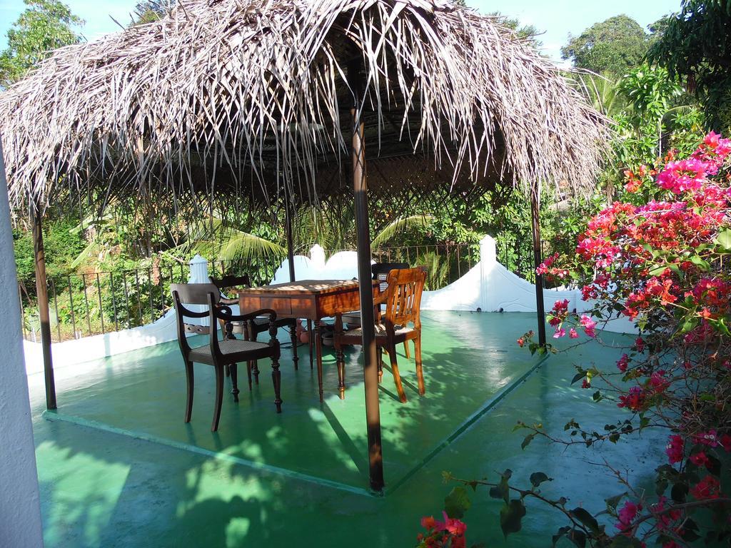 Hotel The Dream House Unawatuna Exterior foto